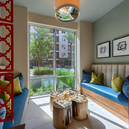 Downtown Apt Free Parking - Pool - Gym - Fully Kitchen Houston Eksteriør billede