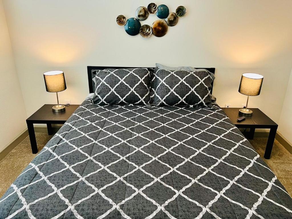 Downtown Apt Free Parking - Pool - Gym - Fully Kitchen Houston Eksteriør billede
