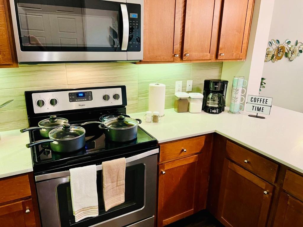 Downtown Apt Free Parking - Pool - Gym - Fully Kitchen Houston Eksteriør billede